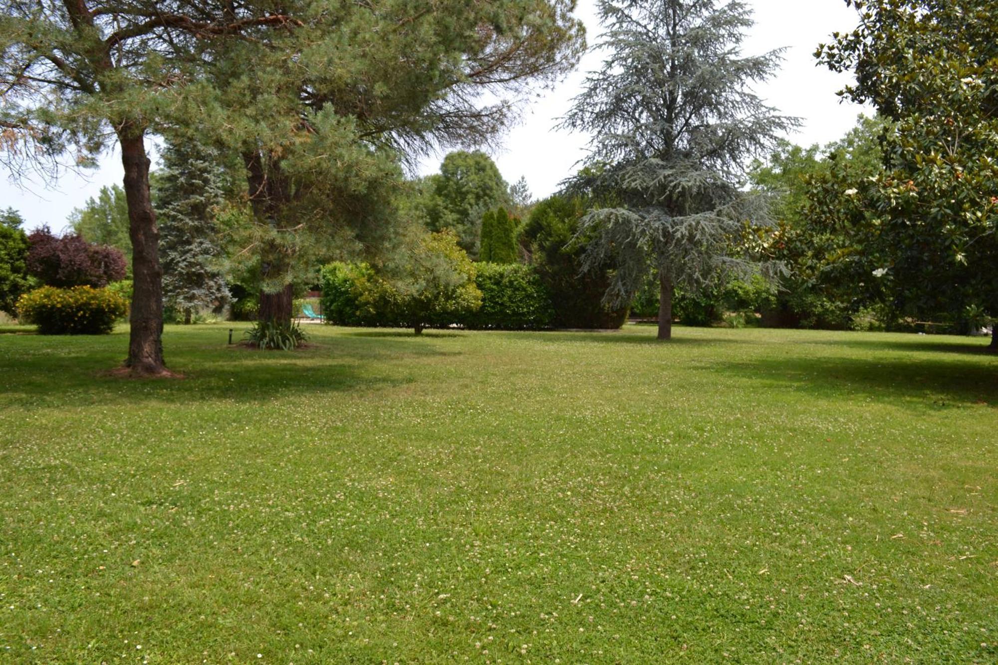 Montbron Les Bruyeres B&B 2 מראה חיצוני תמונה