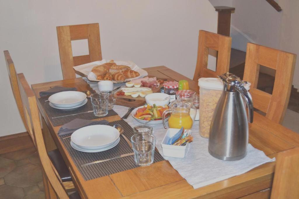 Montbron Les Bruyeres B&B 2 מראה חיצוני תמונה